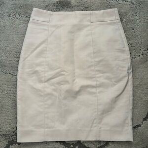 H&M Women's White/ivory pencil Skirt.